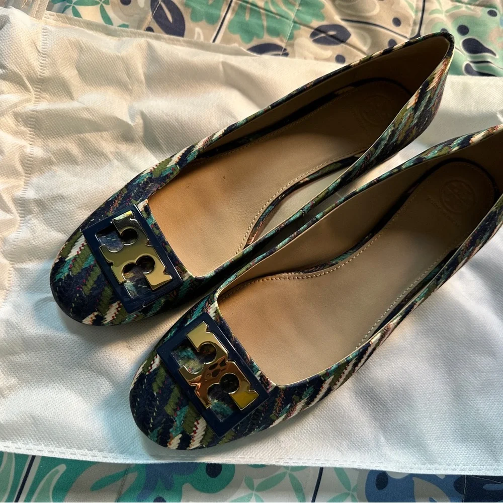 Tory Burch Low heal ballerina in Green and Blue